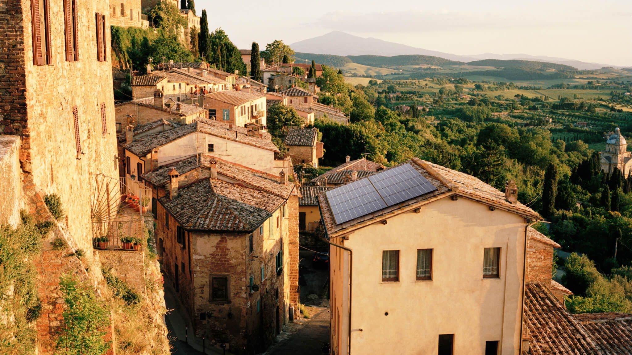 Incentivi Fotovoltaico 2025: Guida completa