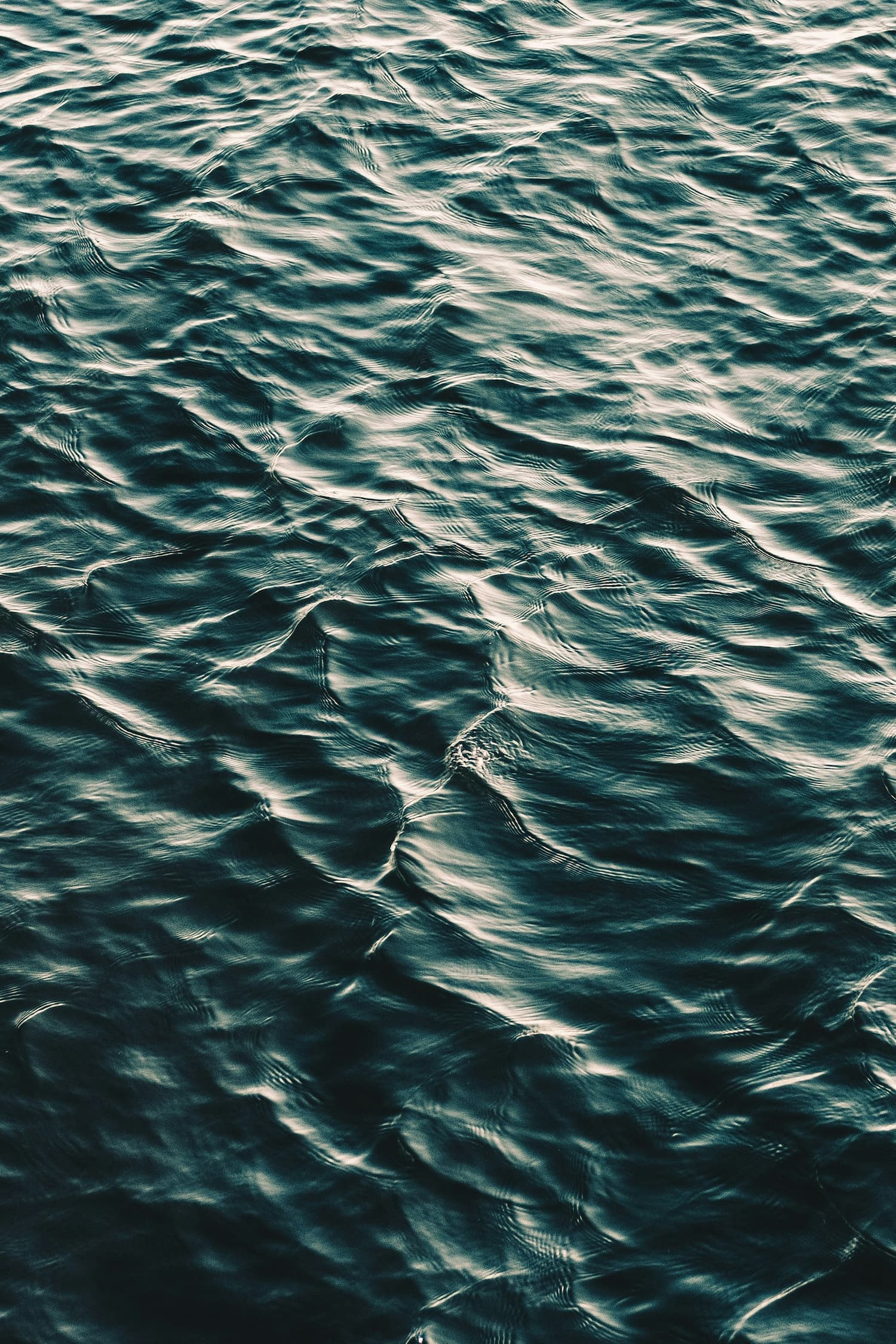 Gentle waves in the sea