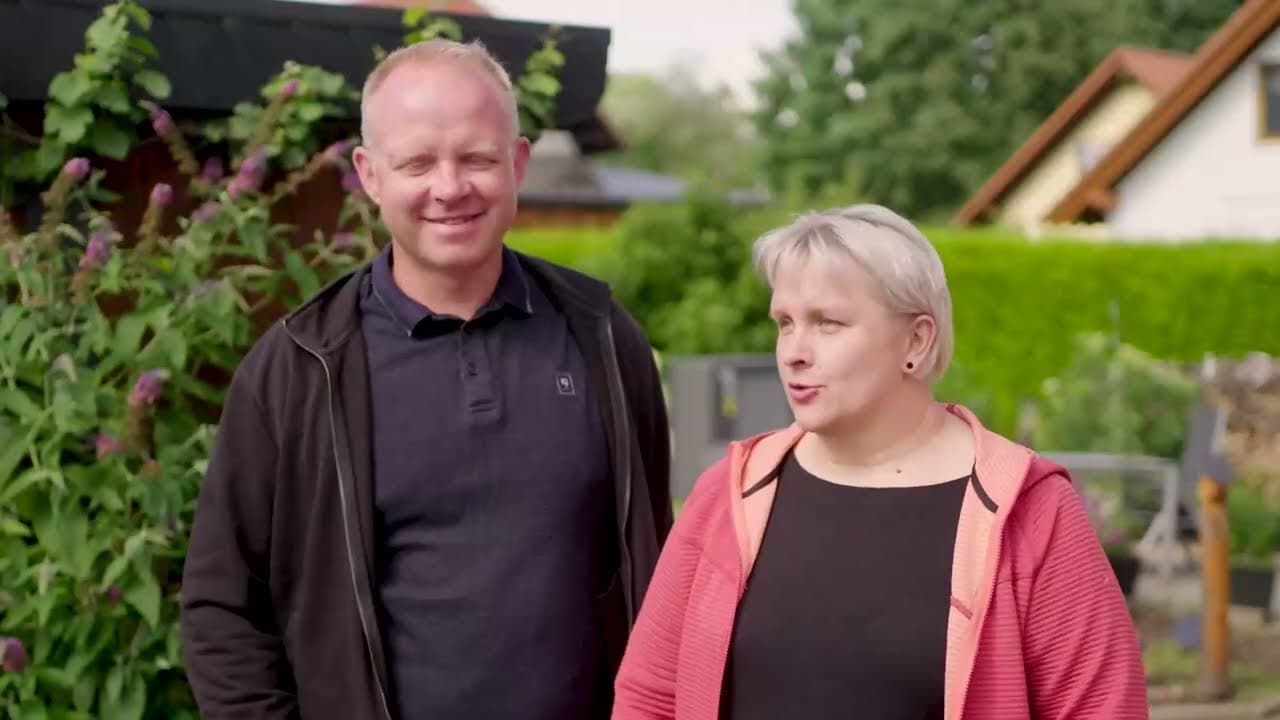 Video thumbnail - Kundenerfahrung Aira Wärmepumpe – von Öl zu nachhaltiger Wärme.